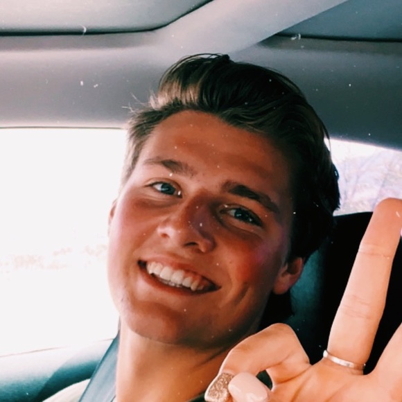 Meet your Posher, Kannon - Picture 1 of 1